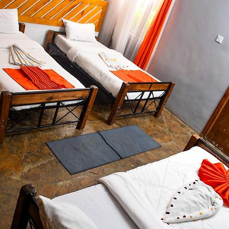 Dovenest Lodge Найваша Экстерьер фото