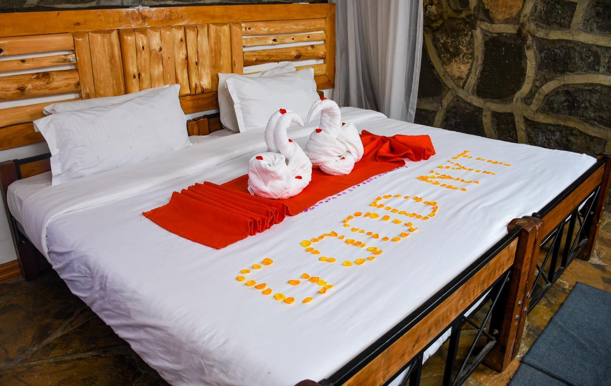 Dovenest Lodge Найваша Экстерьер фото